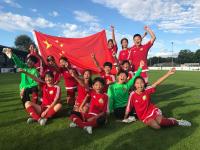 爱游戏体育入口-中国女足表现可圈可点，赛场风云再掀巅峰