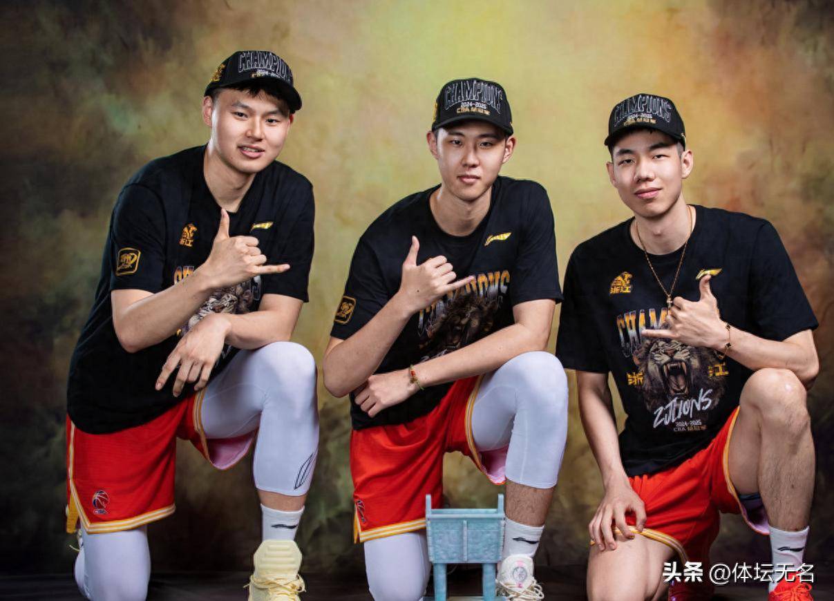 朱俊龙社媒晒照：全力备战中，中国男篮加油(广厦青年队朱俊龙身高)
