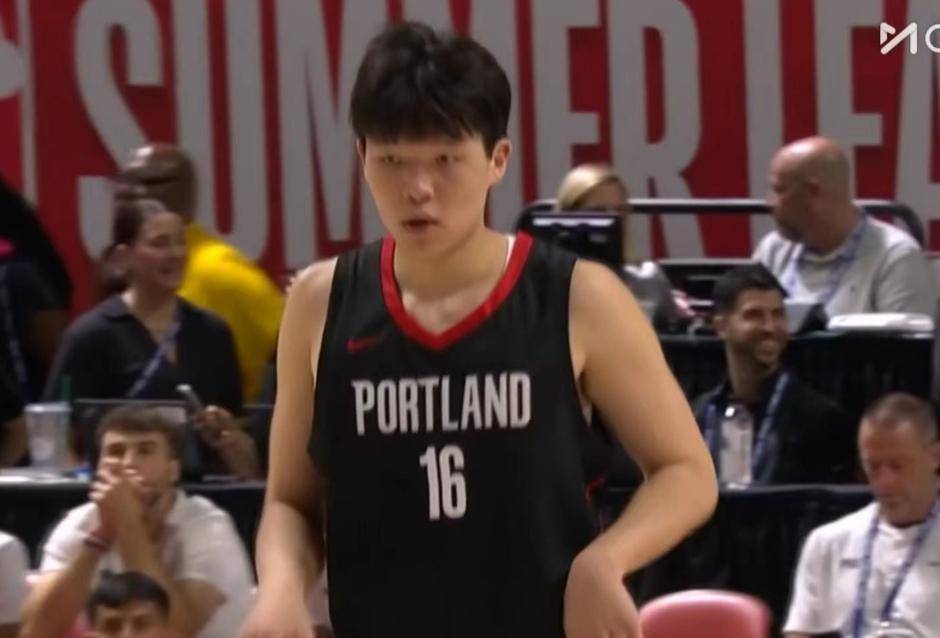调整能力强！杨瀚森天崩开局随后5助攻3封盖定神(杨瀚森场均数据)